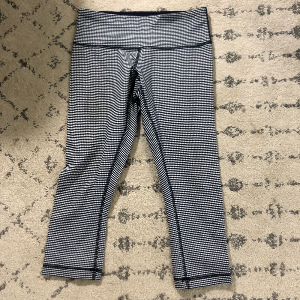 Lululemon crop